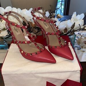 Valentino Rockstud Pink Rock Heels